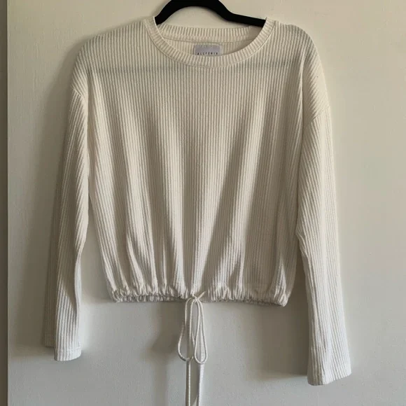 All Fenix White/Cream Ribbed Leo Drawstring Front Cropped Sweater Size Small EUC - Picture 5 of 10